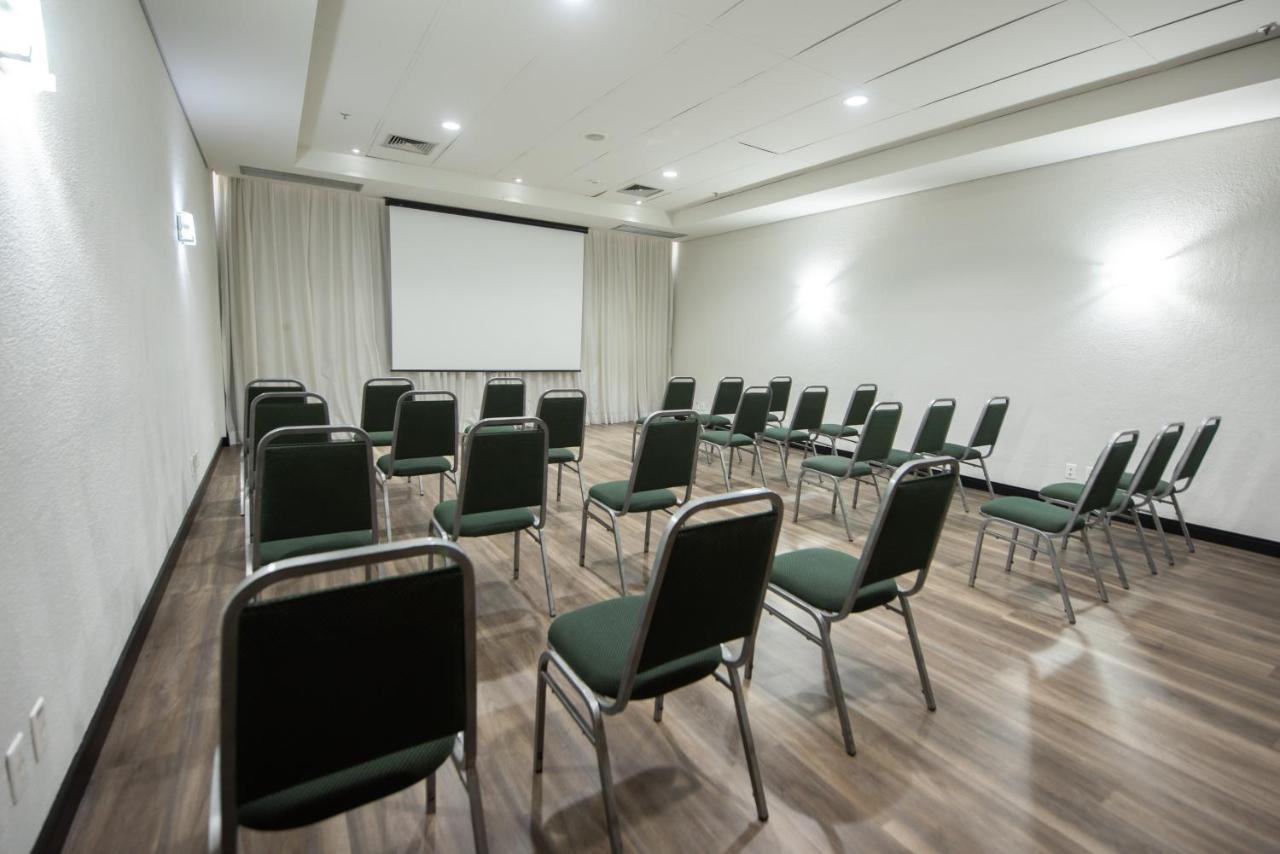 Hotel Ibis Betim Exterior foto